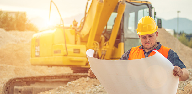 How do I become a commercial builder in Australia?