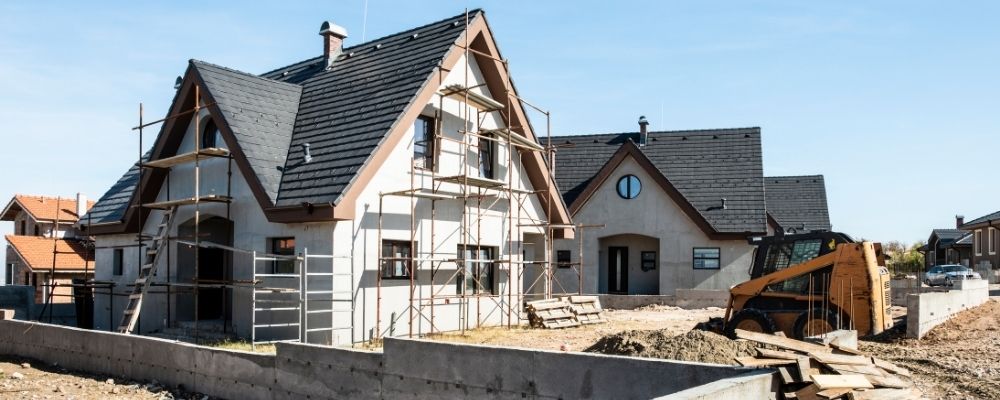 Is it profitable to build a new house?