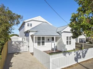 2 story house in Australia